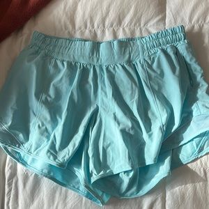 Lululemon hottyhot teal shorts (size 10)